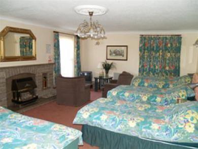 Отель Meadow House Burwell  Экстерьер фото